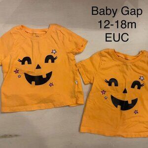 Lot of 2 Twin Girl Baby Gap 12-18m Halloween Shirt